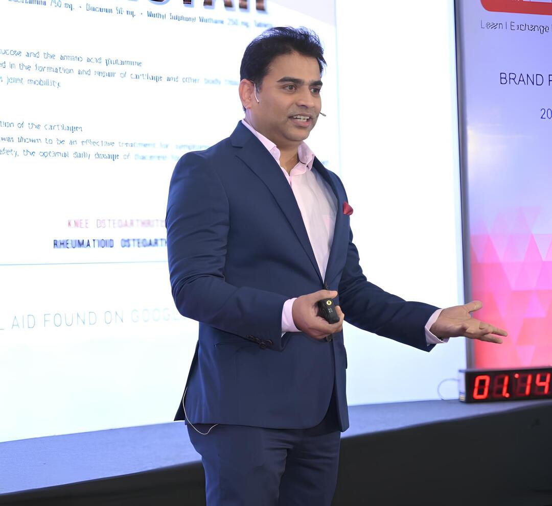 Aleem Merchant sharing the tips about Digital Marketing in 2024.